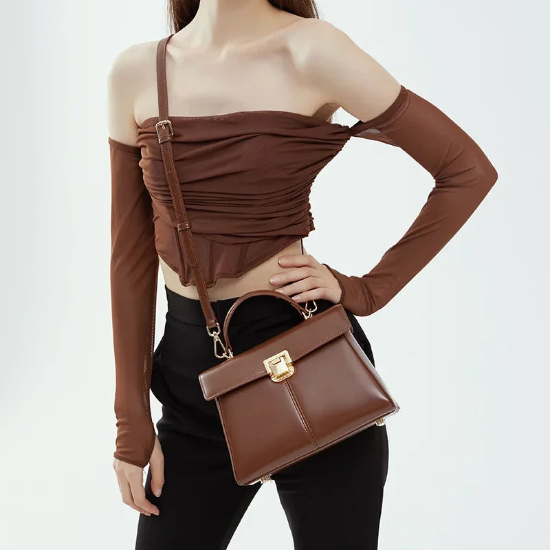 2025 Fashion Horseshoe Buckle Women's Bag, High-grade Cowhide Lock Zipper Design Women's Hand Bill Shoulder Bag Crossbody Bag
